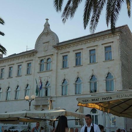 Apartment T&M Trogir Luaran gambar